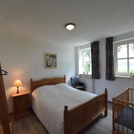 Feriehus In Near Forest Trails