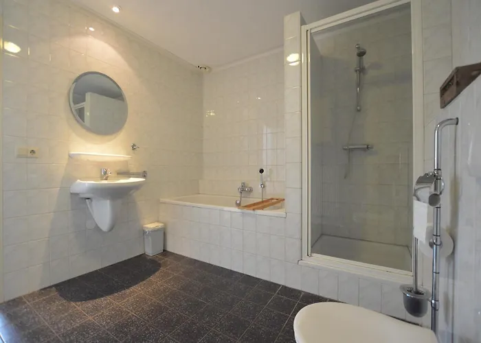 Vakantiehuis In Near Forest Trails Elsendorp